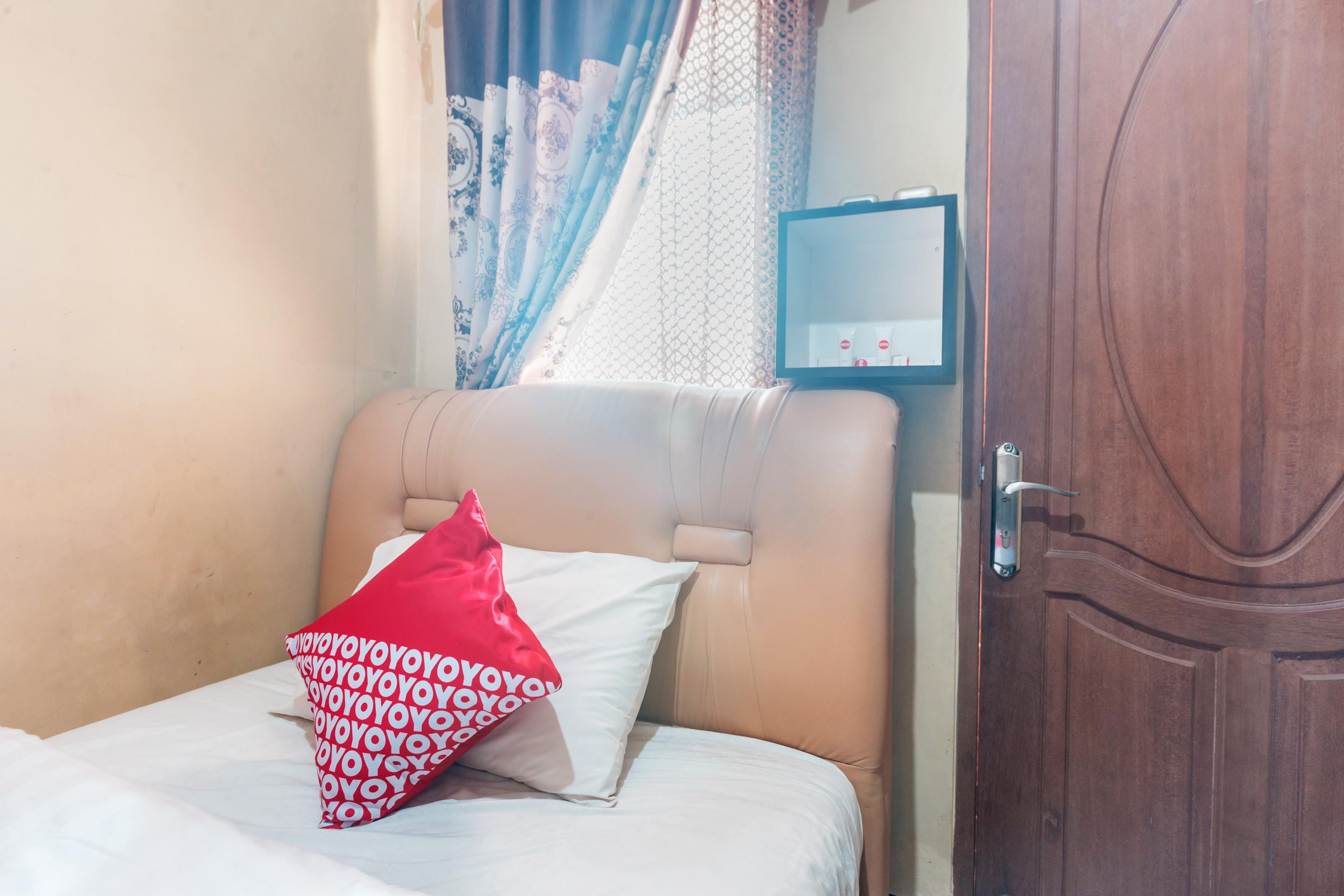 Super Oyo 1640 Fallinda Hotel Bogor Eksteriør billede