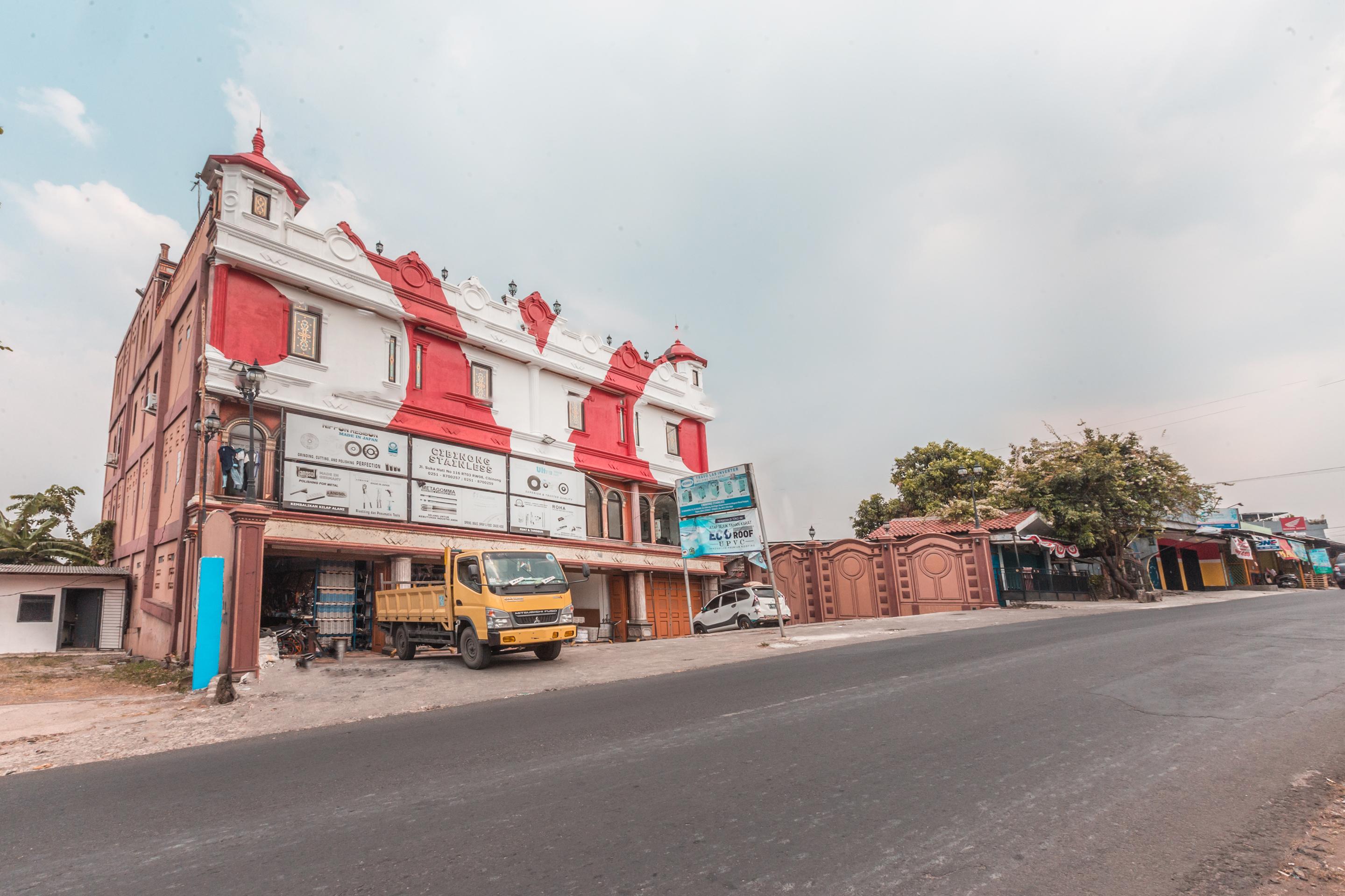 Super Oyo 1640 Fallinda Hotel Bogor Eksteriør billede