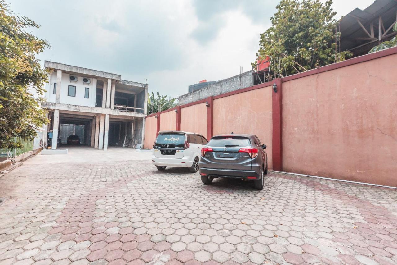 Super Oyo 1640 Fallinda Hotel Bogor Eksteriør billede